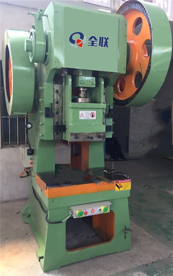 J21固定台(tái)壓力機 J21固(gu)定台壓力(li)機