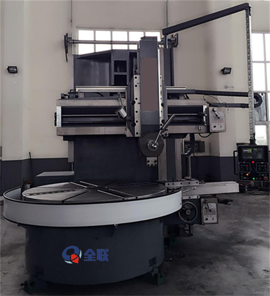 單(dān)柱立式(shi)車床