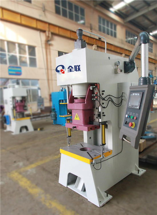 數(shu)控液壓沖床(chuang) 數控(kòng)液壓沖床