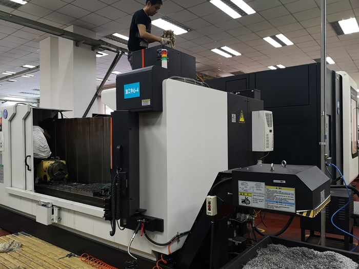 數(shu)控機床 數控機床(chuáng)