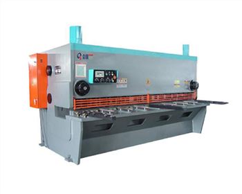 西甯液壓(yā)閘式數控(kòng)剪闆機