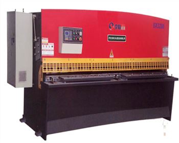 哪些配(pei)件是液壓(ya)剪闆機設(she)備上不可(ke)缺少的?