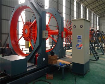 數控(kong)鋼筋籠滾(gǔn)焊機