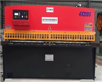 液(ye)壓剪闆(pǎn)機 液壓(yā)剪闆機(jī)